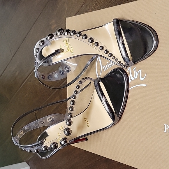 Christian Louboutin heels - Picture 1 of 9